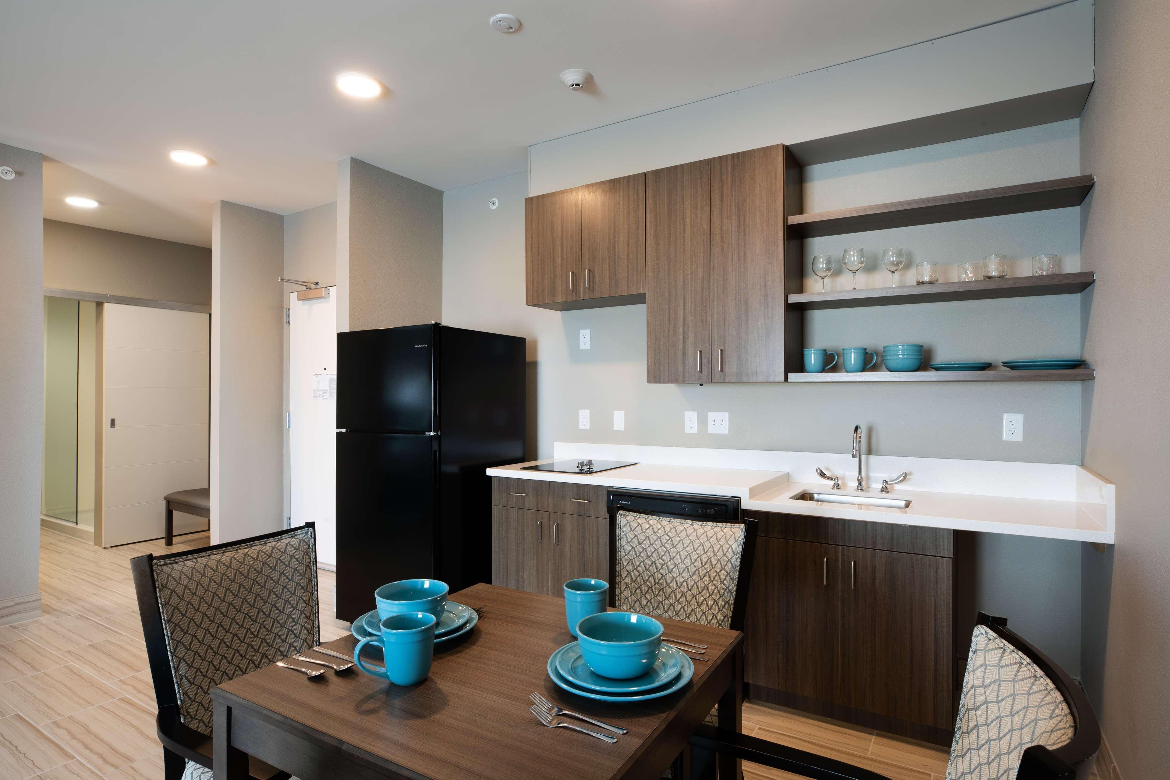 Stonehill Lawrence, Trademark Collection By Wyndham Hotel 3*
