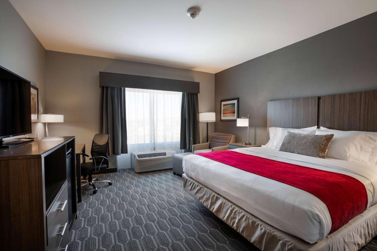 Stonehill Lawrence, Trademark Collection By Wyndham Hotel 3*